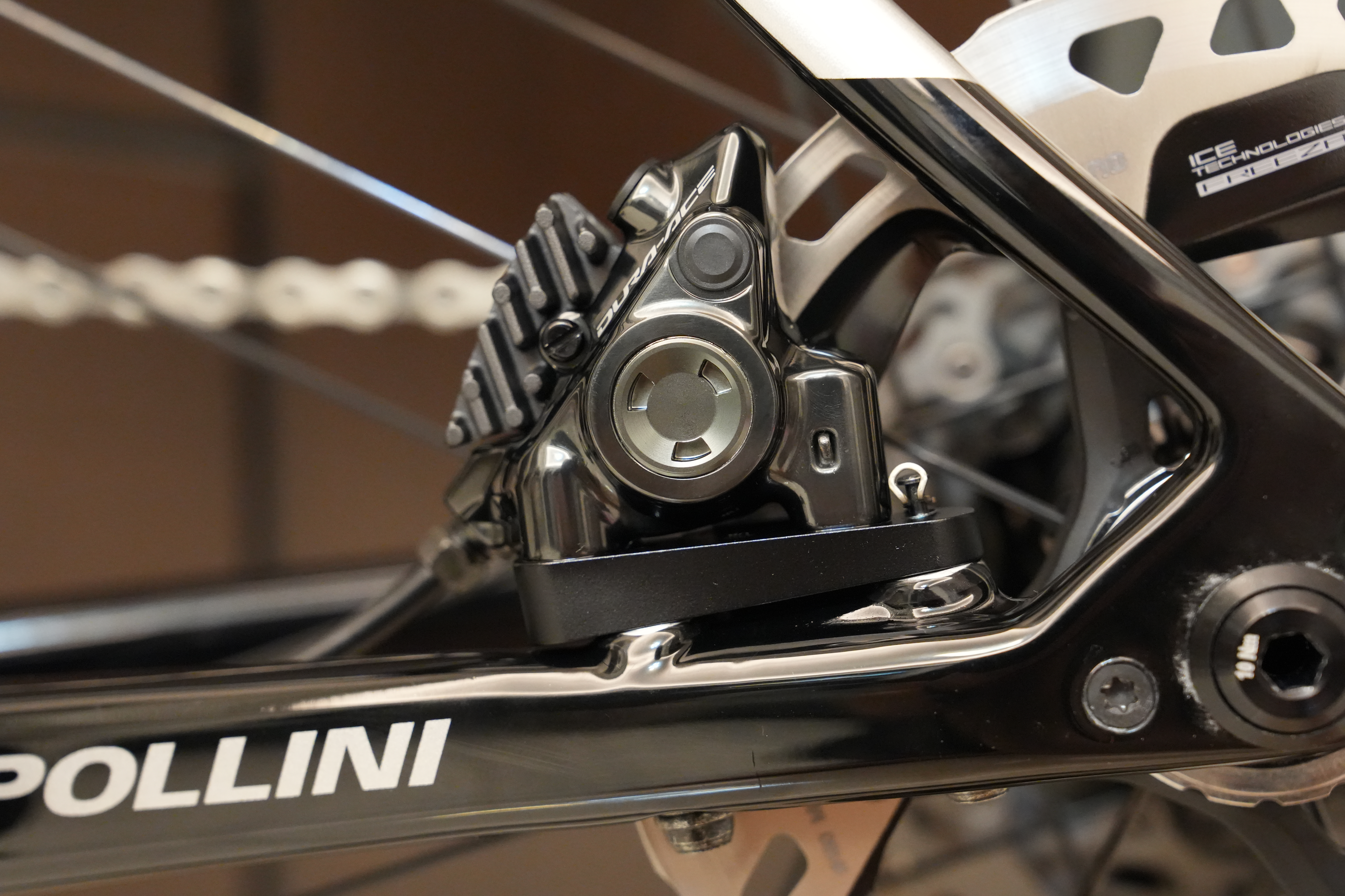 [開箱]我的第十二台公路車 CIPOLLINI BOND 2