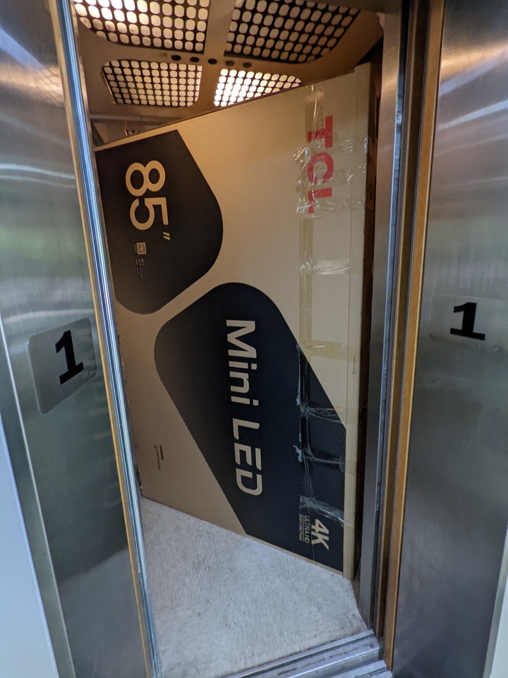 點我看大圖 85吋高畫質的視覺饗宴 TCL Q10G 海運一條龍安裝紀實