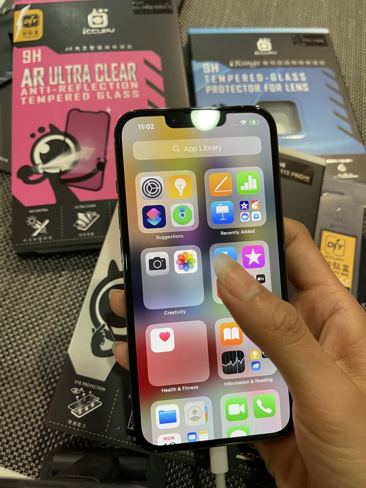 算有誠意的七夕+結婚周年禮物開箱-ICCUPY 濾藍光玻璃保護貼 + iPhone 13 Pro