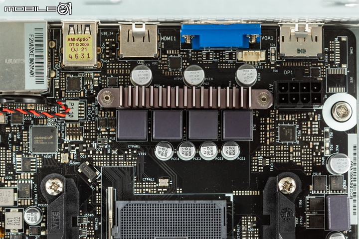 ASRock DeskMeet X300 迷你準系統開箱 在 8 公升體積內安裝獨立顯卡的效能小巨人