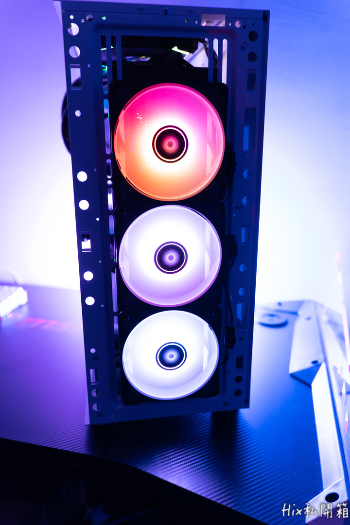 [開箱] 閃亮亮360水冷-ARCTIC Liquid Freezer II