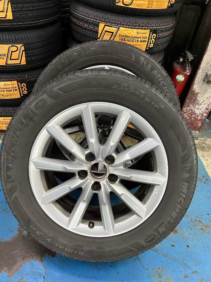Audi Q3 235/55/17 FALKEN飛隼FK510 SUV 換胎分享