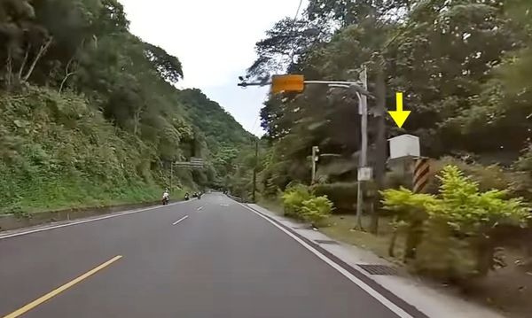 不要命了!「重機雙鬼」北宜逆向狂飆19秒躲區間測速下場曝光