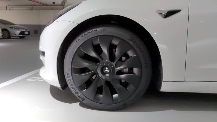 日本來的很不普通開箱文~~電動車專用胎普利司通T005 EV
