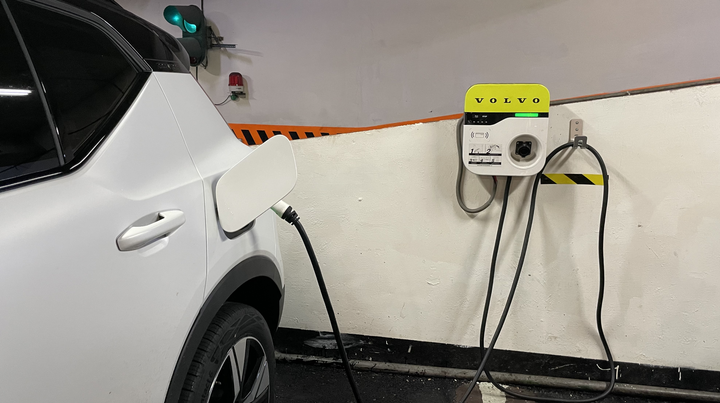 [開箱] 接送小幫手 VOLVO XC40 Recharge P8