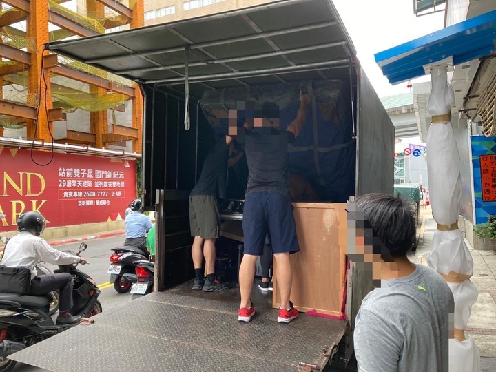終於搬完了...推薦台北的搬家公司 - 超便宜搬家