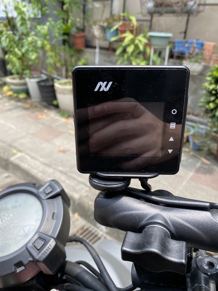 AXV 360度行車記錄器 不專業分享 (圖多