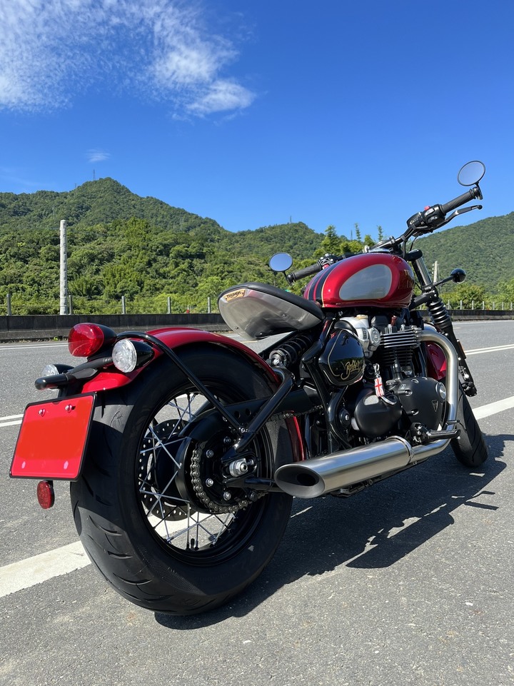 米漿(R1200C)掰掰,黛安芬(Bobber)來了!