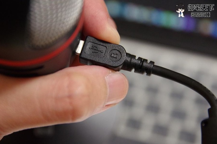開箱|【Yo-tronics】YTM-308U 桌上型 USB 麥克風 - 新手直播、視訊會議簡單好安裝的麥克風