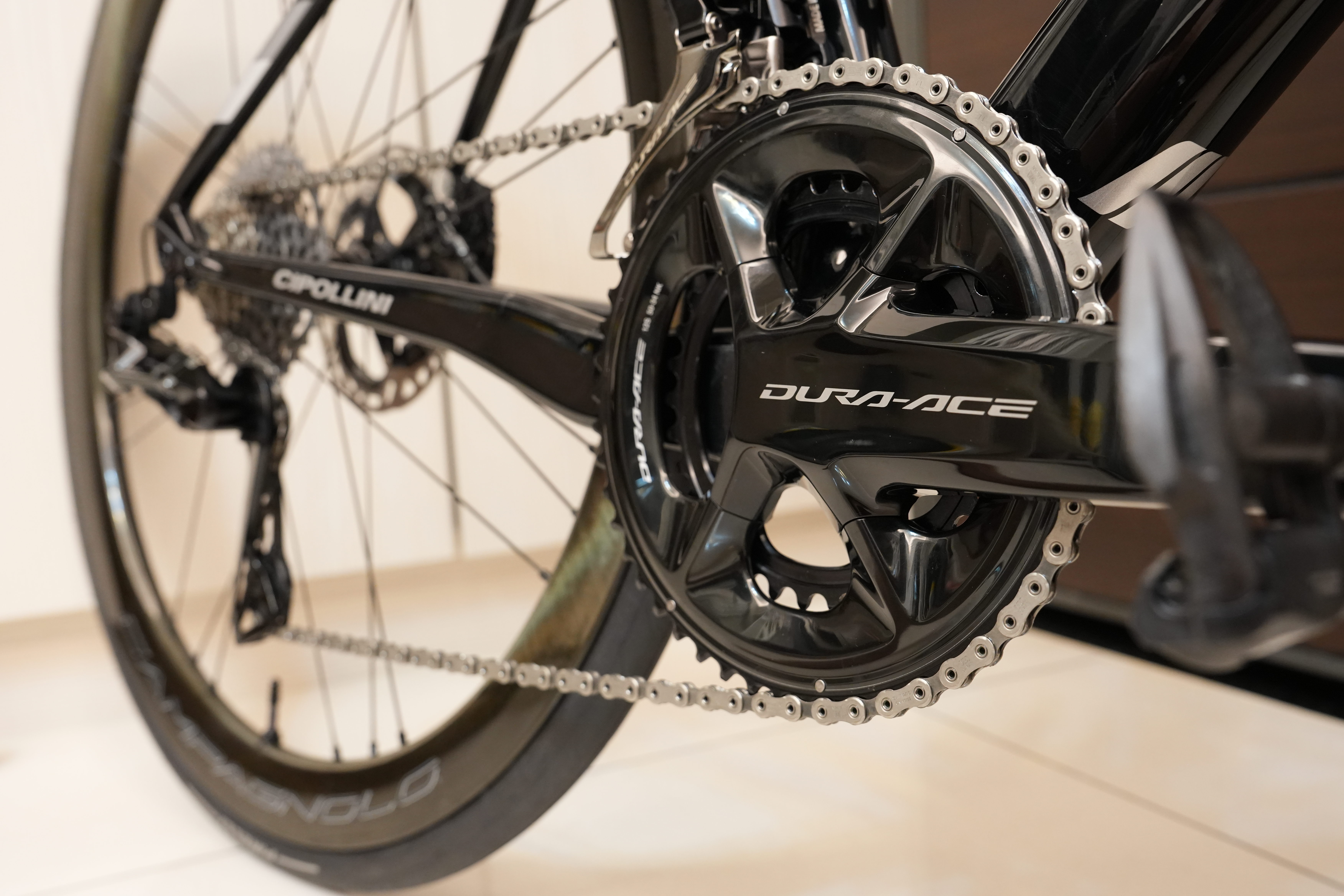 [開箱]我的第十二台公路車 CIPOLLINI BOND 2