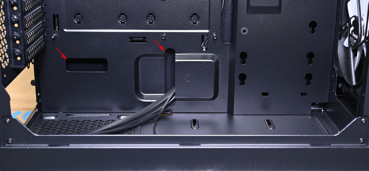 Fractal Design Focus 2機殼開箱