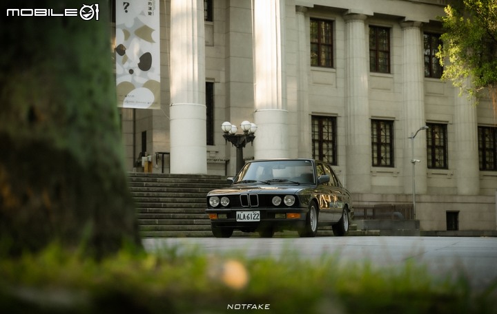點我看大圖 【經典懷舊特輯】1987 BMW E28 520i / 車主故事 / 照片分享