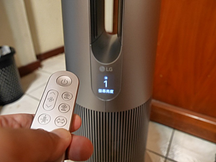 銀色高塔，潔淨空氣的製造者 — LG PuriCare AeroTower 風革機