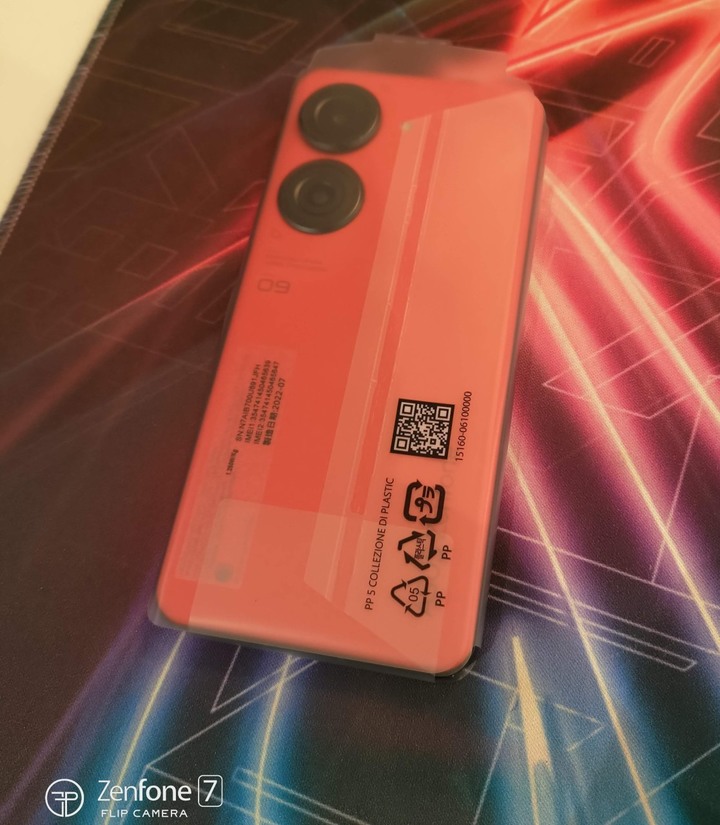 Zenfone 9 澄日紅入手小感
