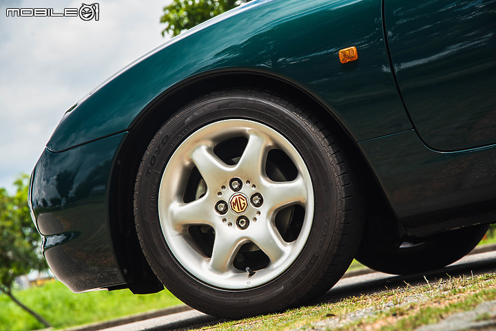 【懷舊特輯】1998 MG F敞篷小跑車試駕|我認識的第一部MG!