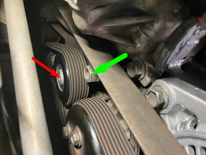 2004 Camry 2.0 皮帶張力器Pulley軸承更換
