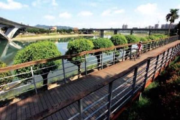 台北週末放假首選!湖光山色碧潭、仙氣爆棚銀河洞一次搜!(上)