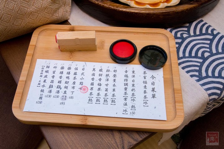 【臺南美容】顛覆小編對於采耳店的想像,來安平采耳紓壓,還有和服免費體驗,拍完照店家還會幫你做成相框,店內也有提供午茶和熱鹹食~耳朵先生采耳館-安平店
