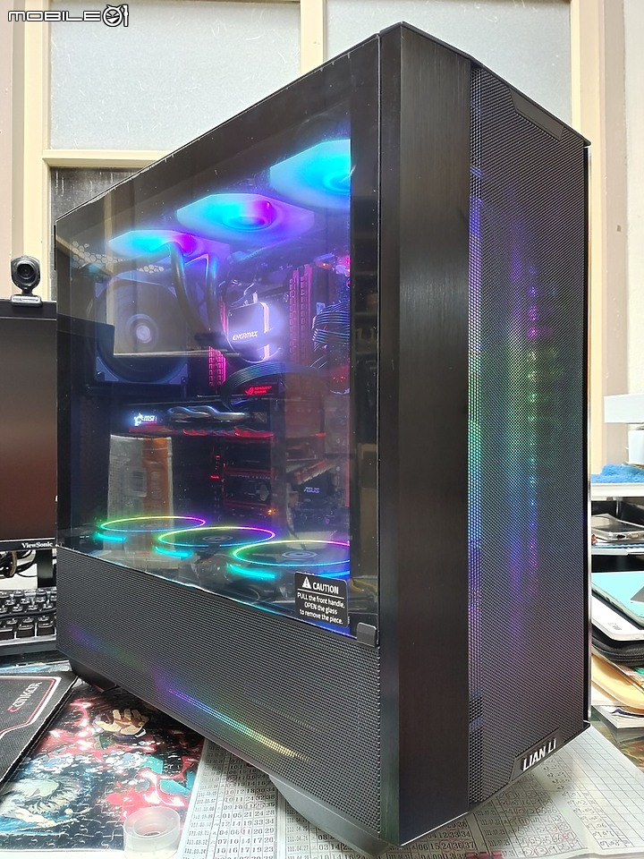雞蛋糕爸爸之血淚開箱下集~ LIAN LI Lancool III RGB ~ Born to excel 生而卓越!!!