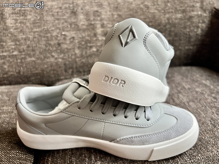 「開箱」DIOR 迪奧灰 B101 休閑鞋