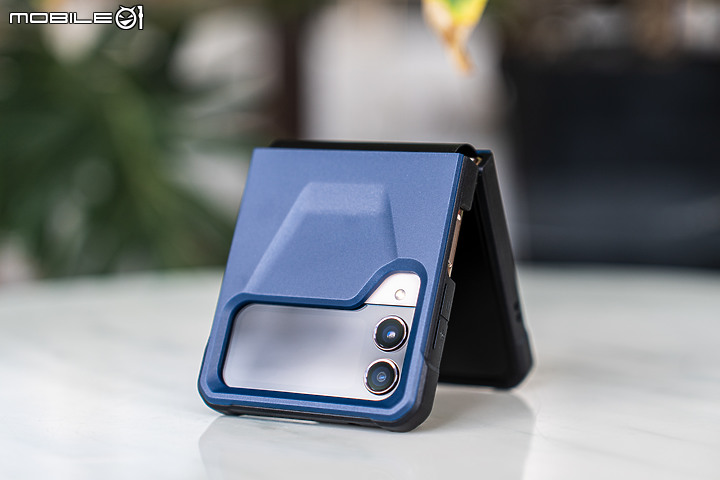UAG x 三星Galaxy Z Fold4 / Flip4保護殼|簡約軍風的再延續