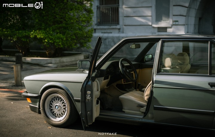 點我看大圖 【經典懷舊特輯】1987 BMW E28 520i / 車主故事 / 照片分享