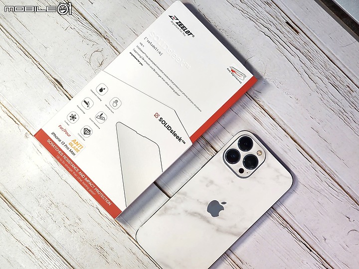 點我看大圖 iPhone 電競手遊保護貼怎麼選?ZEELOT 細緻霧滿版玻璃保護貼開箱實測