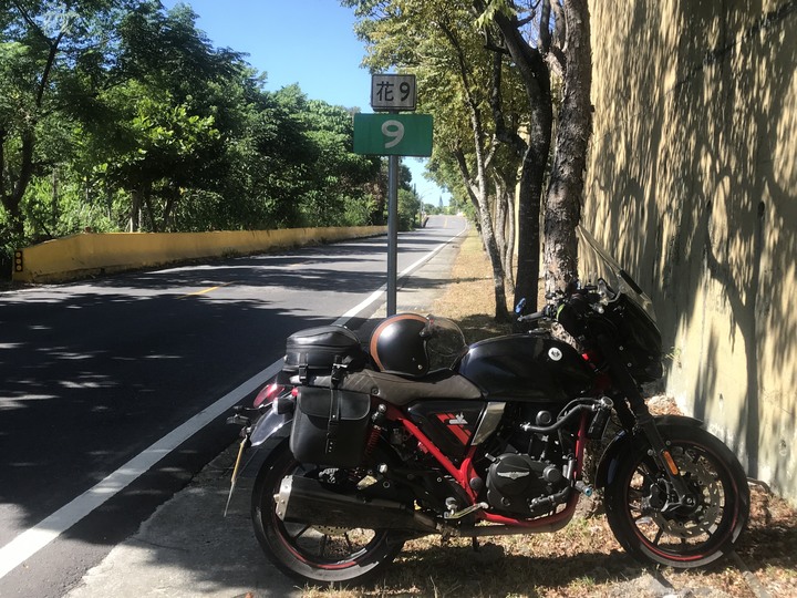 仿仿賽與街車後座包