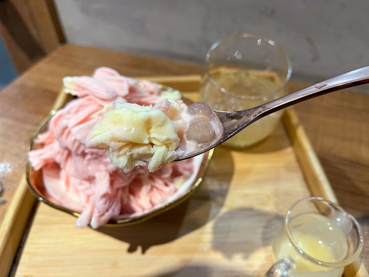 [食記] Mr.雪腐，台灣新北永和，香綿滑順西瓜雙響炮雪花冰！