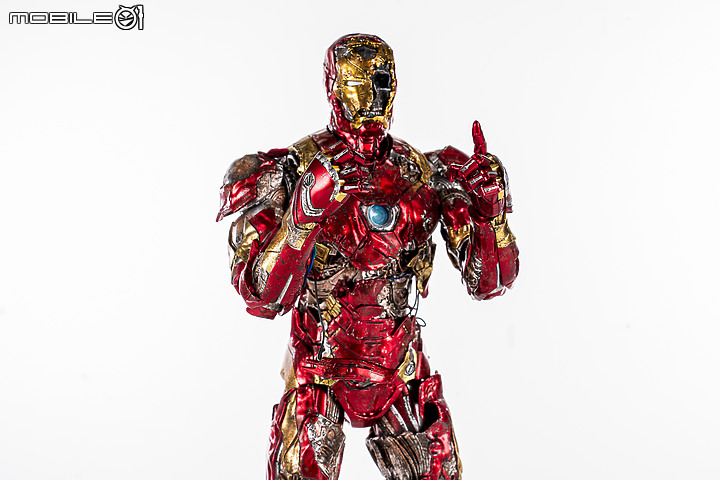 Hot Toys《蜘蛛人:離家日》鋼鐵人幻象開箱 │「爛」出經典!
