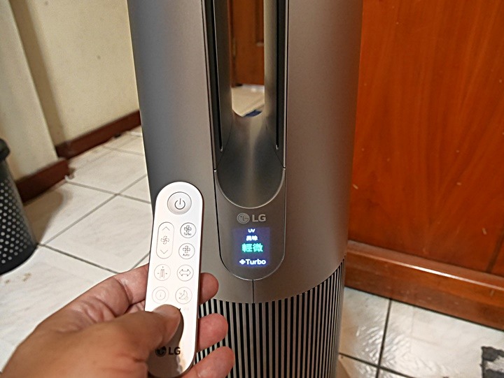 銀色高塔，潔淨空氣的製造者 — LG PuriCare AeroTower 風革機