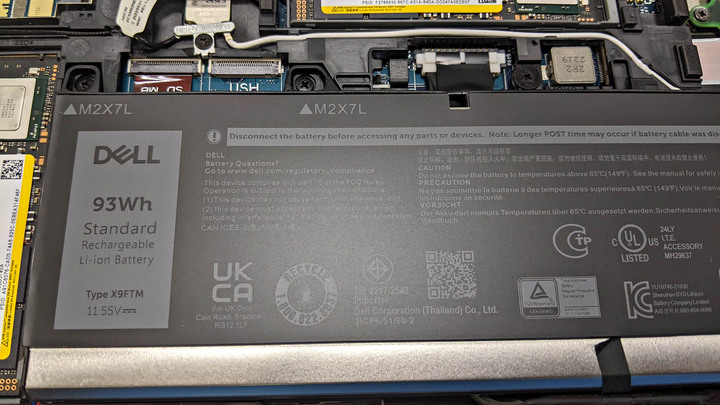 DELL Precision 7670簡單開箱