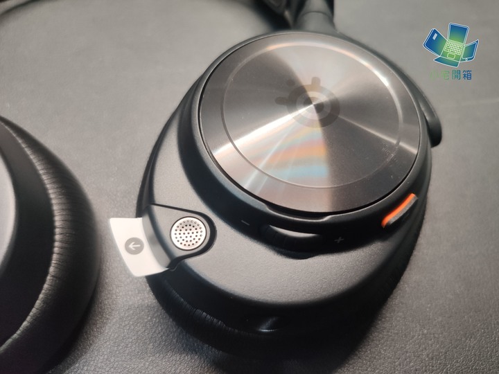 【小宅開箱】電競耳機也能享受音質～SteelSeries Arctis nova pro 耳機開箱