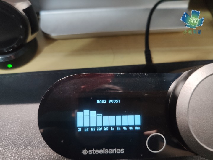 【小宅開箱】電競耳機也能享受音質～SteelSeries Arctis nova pro 耳機開箱