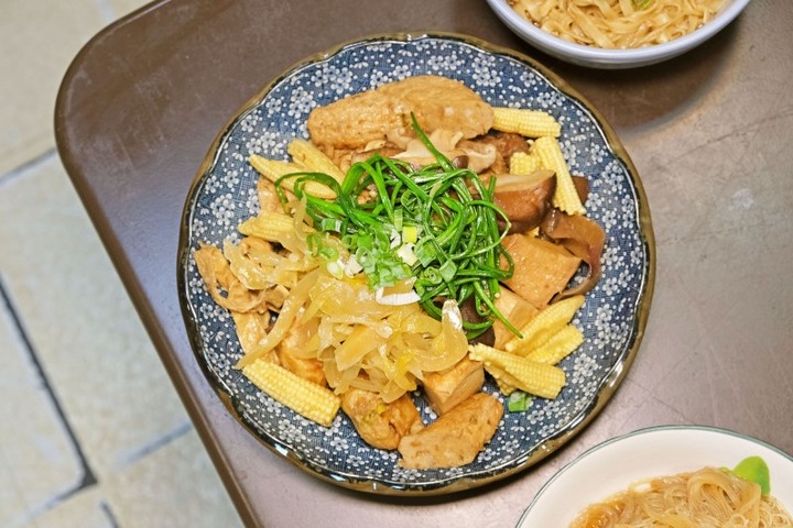 澎湖宵夜小酌神隊友！超人氣滷菜任君挑選 蒜香意麵回味無窮