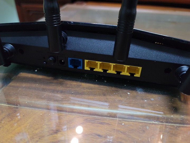分享器一台不夠 你有裝兩台嗎 ASUS AX1800S+1800HP