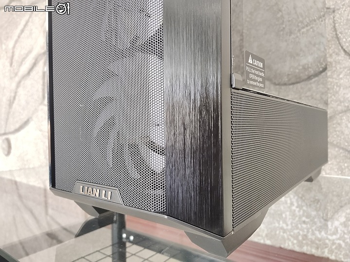 雞蛋糕爸爸之血淚開箱下集~ LIAN LI Lancool III RGB ~ Born to excel 生而卓越!!!