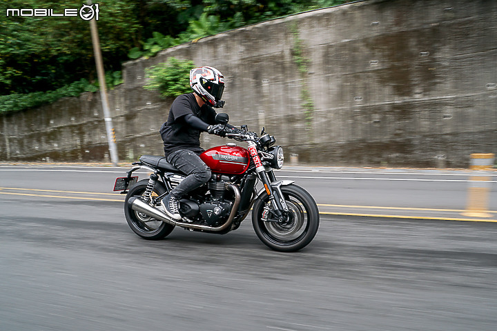 Triumph SPEED TWIN 1200 試駕|升級帶來更大動力 讓雙缸復古更美好