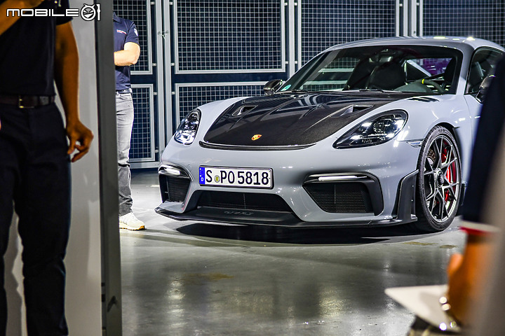 【採訪】保時捷718 Cayman GT4 RS鱷魚王急速抵台!定價720萬元起的賽道機器!