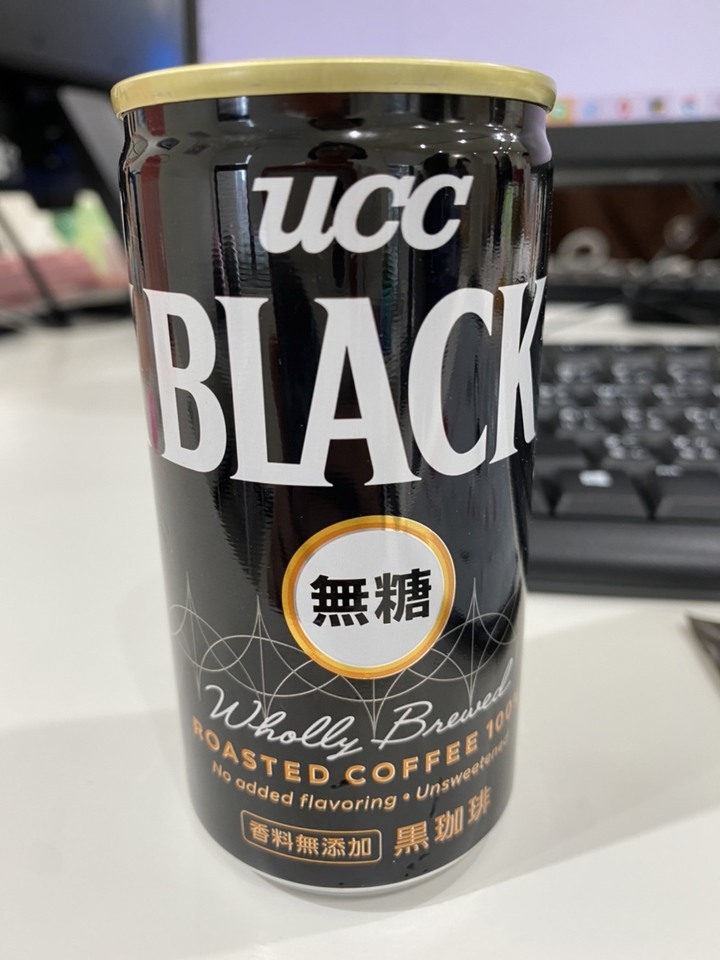 罐裝黑咖啡分享 (UCC)