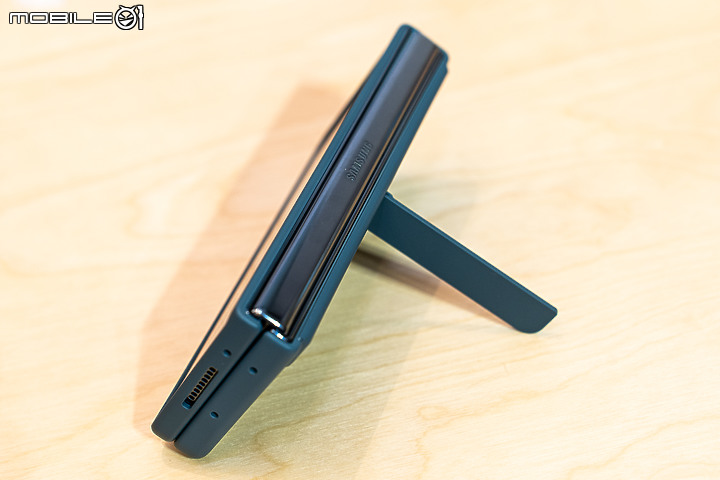 三星Galaxy Z Flip4 / Fold4揭曉|折疊痛點與效能應用大升級!