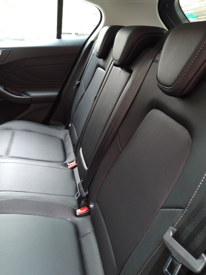 『開箱』2022 Ford Focus MK4 5D EcoBoost 182 Lv2超質型 紅色