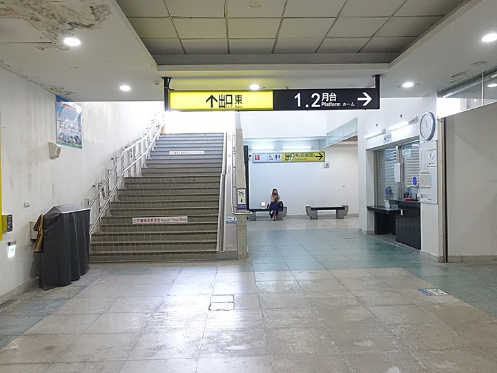 南花蓮火車站群,外掛花蓮旅遊服務中心 — 賞金針花快閃行之「鐵道旅行•幸福美好111」紀念章戳收集紀錄