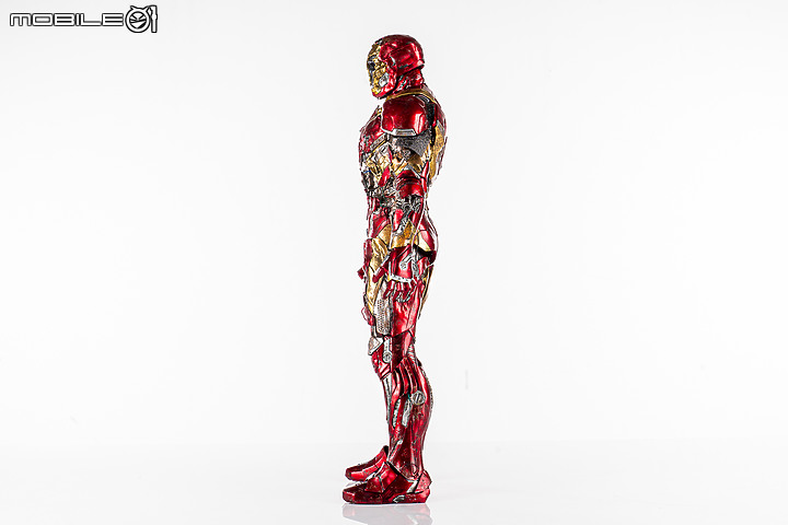 Hot Toys《蜘蛛人：離家日》鋼鐵人幻象開箱 │「爛」出經典！