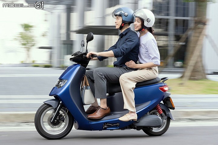 【快訊】eMOVING 也換臉!全新「勁炫125」電動機車正式上市!