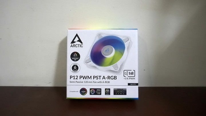 【開箱】白色控的最佳選擇!! Arctic P12 PWM PST ARGB White開箱