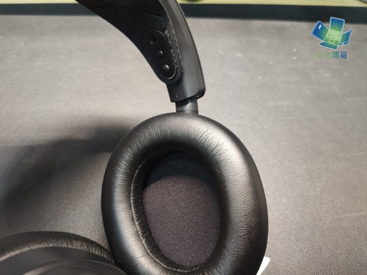 【小宅開箱】電競耳機也能享受音質～SteelSeries Arctis nova pro 耳機開箱