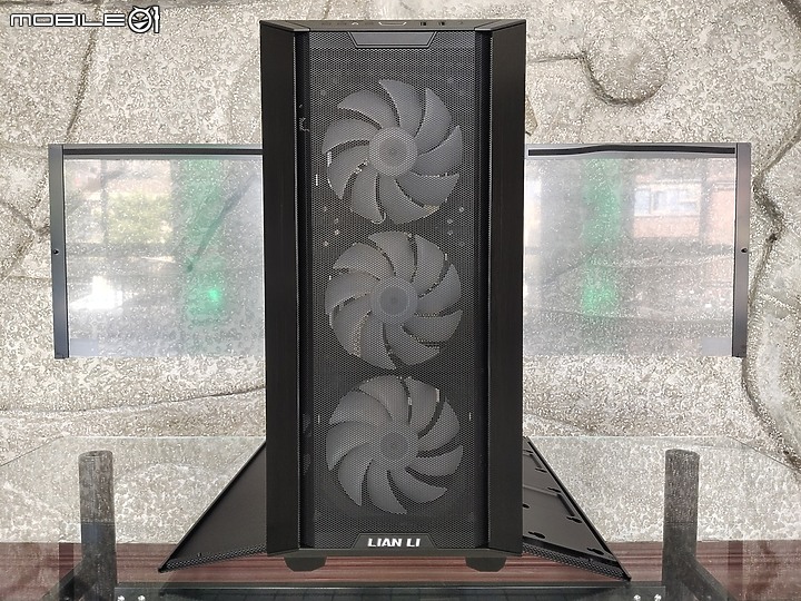 雞蛋糕爸爸之血淚開箱下集~ LIAN LI Lancool III RGB ~ Born to excel 生而卓越!!!