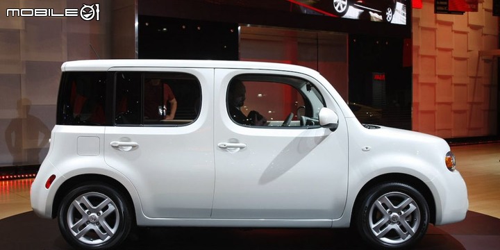 Nissan Tiiida 更換鋁圈