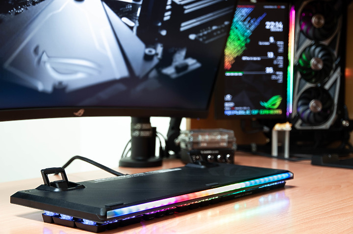 點我看大圖 「ROG Strix Flare II Animate」 - 無良推坑開箱文。